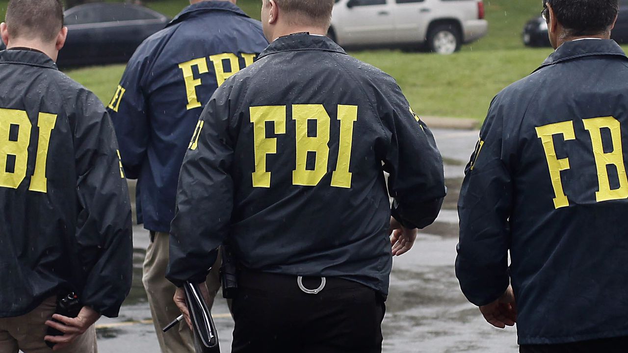 FBI yawafuta Kazi Maofisa Waliopiga Magoti Kwenye Maandamano