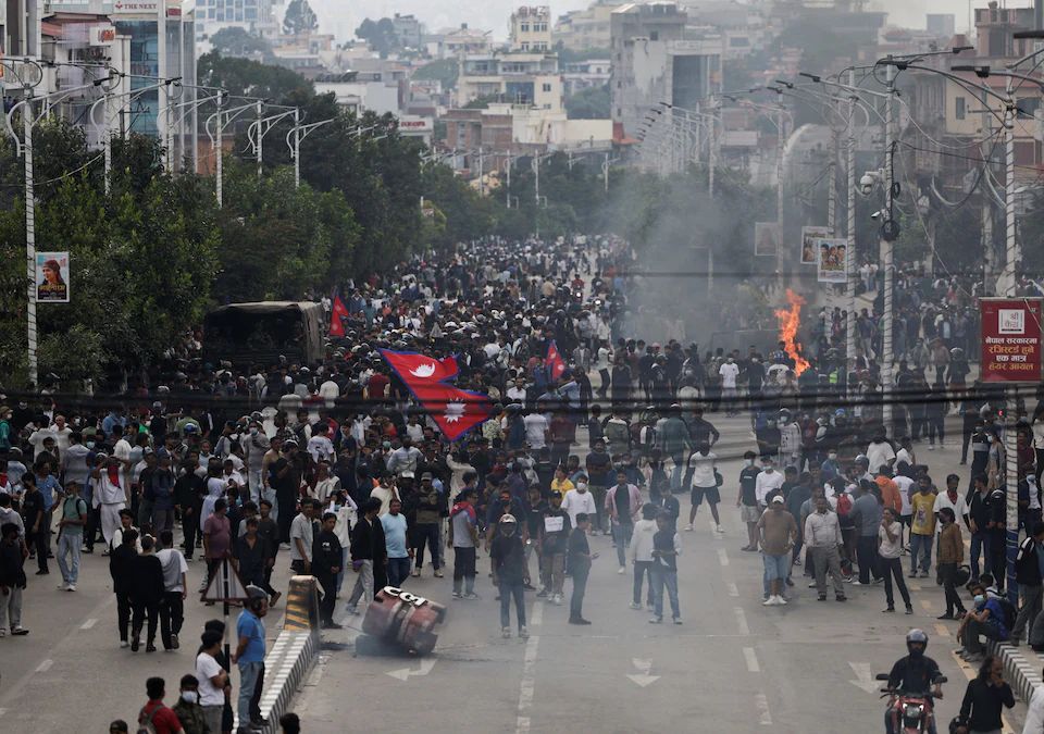 Nepal, 33 Waliuwawa kwa Risasi