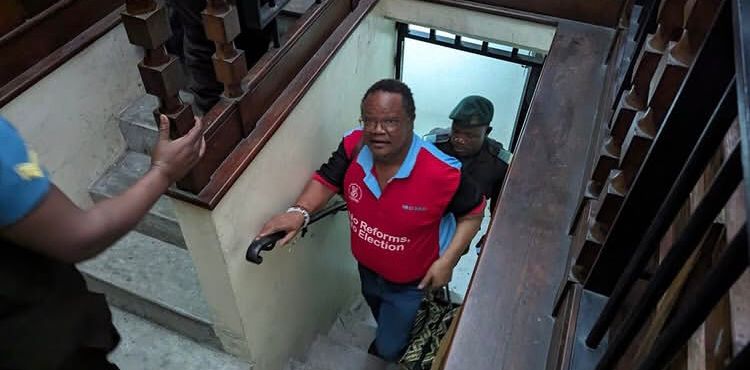 Lissu Aomba Dhamana, Mahakama Yatupulia Kapuni