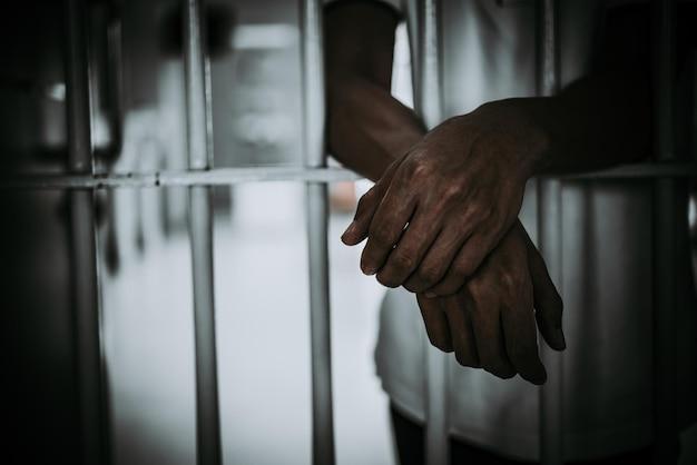 Dalali  Mbaroni kwa Wizi wa Kuaminiwa