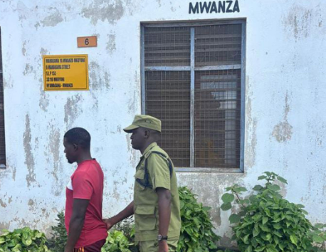 Seleman Kizimbani kwa Kumpiga Mkewe