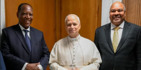 Kombo Amuomba Papa Kuiombea Tanzania