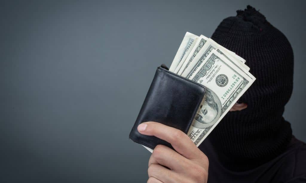 Waliopora Milioni 54 na Kujeruhi, Mmoja Ashikwa