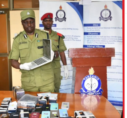 Wadakwa kwa Kudukua Mfumo wa Malipo Simu za Mkopo